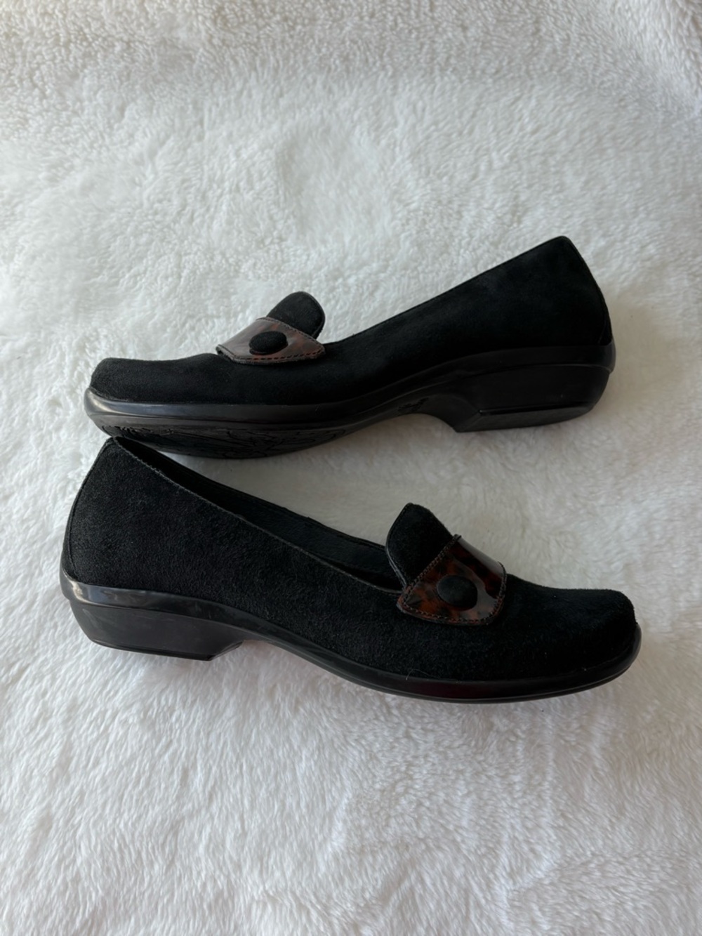 Dansko Black Suede Loafers with Tortoiseshell Accent Size 37 - Picture 4 of 8